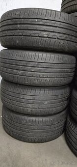 Predam 4x letne pneu falken