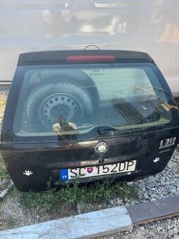 Kufrove dvere škoda octavia 1 combi