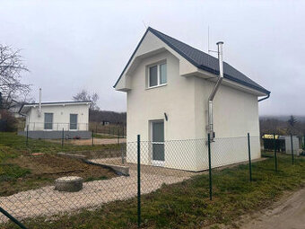 Prenajmeme novostavbu 2-izb. RD v obci Štitáre pri Nitre