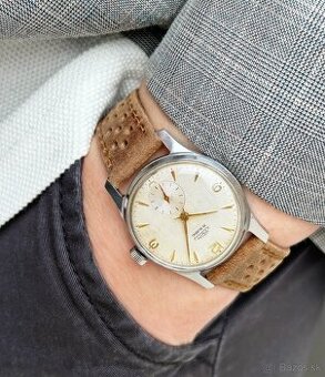 Československé mechanické vintage retro hodinky PRIM Iskra