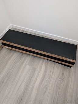 IKEA obývačka a regále