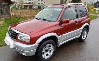 Suzuki grand vitara 1.6 benzín ťažné AC 3dverova