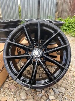 🟢🟢5x112 r17 BLACK/čierne🟢🟢