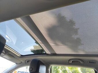 Predám textilnú clonku k Panoramatickéj streche pre Vw, Škod