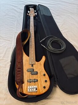 Basgitara Yamaha TRBX174EW + kombo Fender Rumble LT25