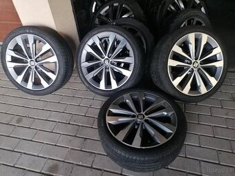Letná sada Bridgestone Turanza 215/40 R17 Škoda 5x100 R17