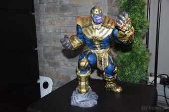 Zberatelska figurka Thanos