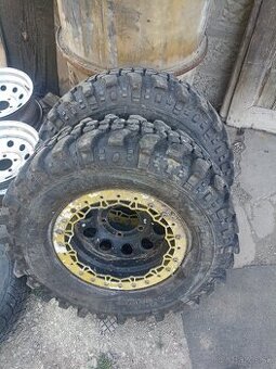 Predám kolesá s pneu T3 235/70 R15