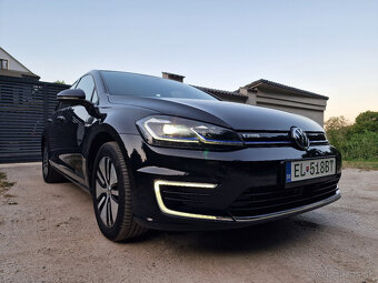 ⚡Volkswagen e-Golf - 35,8 kWh 8/2019 - TOP stav, DPH⚡