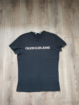 Čierne tričko Calvin Klein