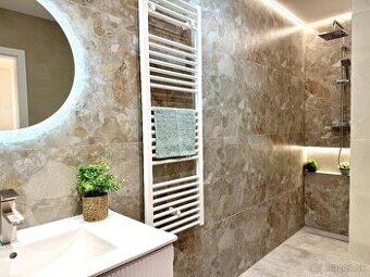 REZERVOVANÉ. Veľký 2-izbový byt, loggia