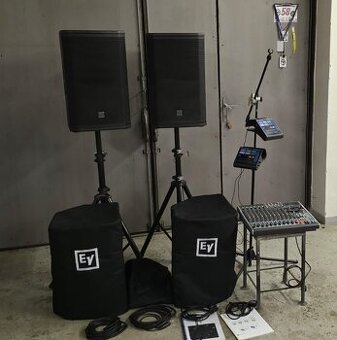 ELECTRO VOICE ETX - 12 P + TC-HELICON VOICELIVE Touch