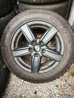 Porche cayenne zimne 255/55/r18