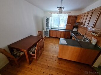 Na predaj ponúkame 2 - izbový byt v HC
