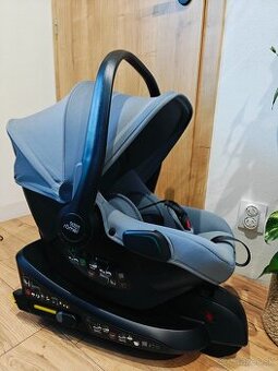 Autosedačka Britax Römer Baby-Safe isofix