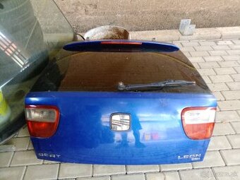 Predám kufor na Seat Leon