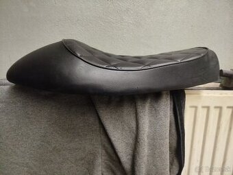 Sedadlo na prerábku moto