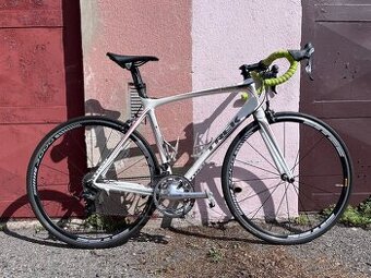 Trek madone 5.2