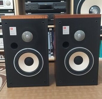 JBL l 46