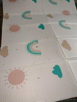 Obojstranná penová podložka na hranie