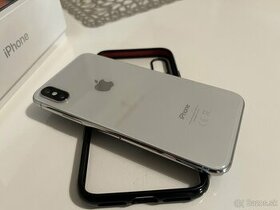 iPhone X 256 GB Silver (pekný stav) - 1