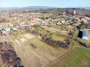 Stavebný pozemok v obci Vieska nad Žitavou - 1