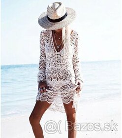 Háčkované plážové šaty
