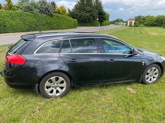 Predam Opel Insignia Sports Tourer - 1