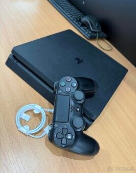 PS4 slim