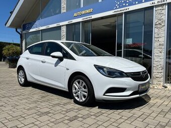 Opel ASTRA K SK 2016 Benzín