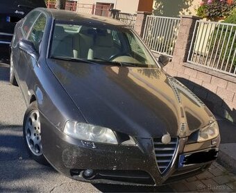 Alfa Romeo 166 - 1