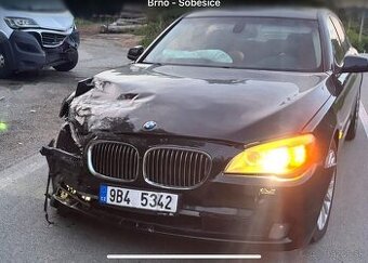 BMW Řada 7 730D,KŮŽE,NAVI,XENON,HAVAROVAN nafta automat