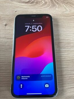 iPhone 11 64GB.