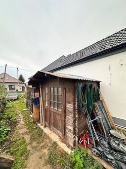 Záhradný drevený domček