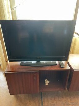 Orava LCD 32 inch/ 82 cm