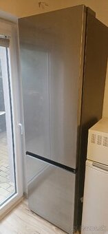 Predám kombinovanú chladničku Samsung RB38T600DSA