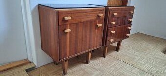 Nočné stolíky Mezulánik