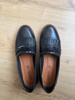 Kožené mokasíny, veľkosť 38