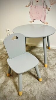 Detský stolík + stolička
