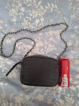 Kabelka Stradivarius