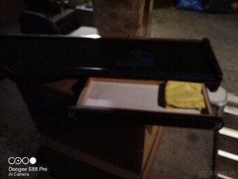 Predám veľkú poličku do iveca Activ Space