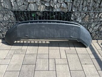 Spojler predného nárazníka Škoda Karoq.