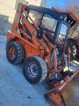 ponúkam locust 752 plné funkčny stroj