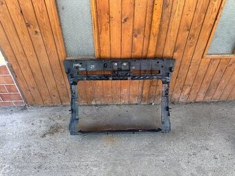 Škoda Karoq 2017- predné čelo , sahara