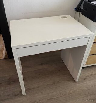 Ikea Micke stôl