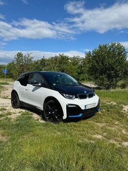 BMW i3s 120Ah, r.2022, Adaptív LED/Temp., Kamera, Vyhr.sedad
