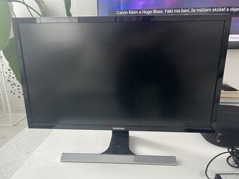 SAMSUNG U28E590D 28" (72 cm) 4K UHd