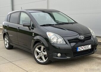 Toyota Corolla Verso 2.2 D-CAT 130 kW (177 PS)