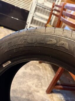 Predám letné pneumatiky 215/55r17