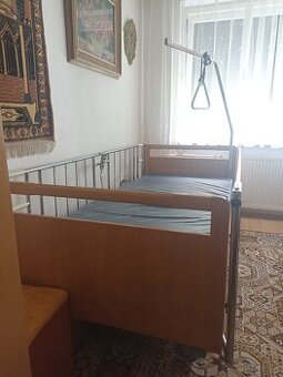 Elektrická polohovacia posteľ s matracom